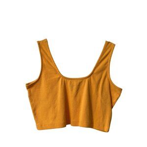 Even and Odd Crop Tank Size Medium Top Yellow Sleeveless Scoop Neck Ribbed Knit